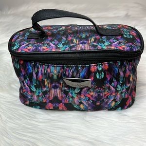 Nicole Miller New York Multi Color Train Case Cosmetic Case Beauty Bag Organizer